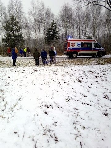 Zderzenie dwóch samochodów w Korzeniowie w pow. dębickim. Kierująca straciła panowanie nad kierownicą