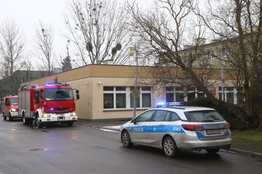 Wrocław: Alarm bombowy i akcja służb w urzędach (ZDJĘCIA)