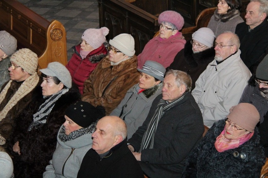 Koncert kolęd i pastorałek w dąbrowskiej bazylice NMP...