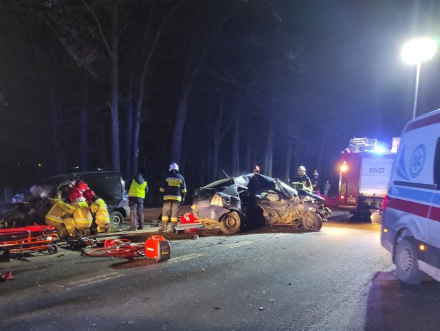 22-latek kierujący oplem zginął na miejscu