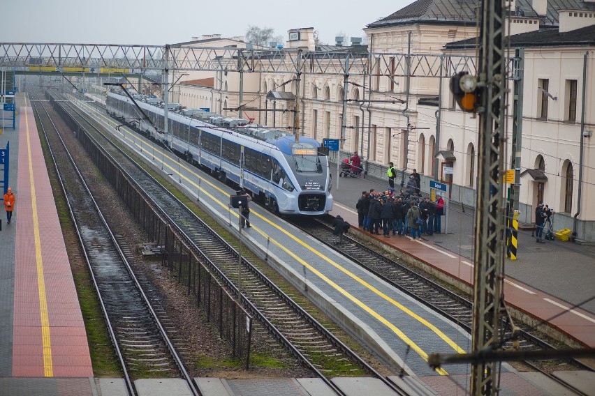 Supernowoczesne pociągi PesaDart kursują na trasie Białystok...