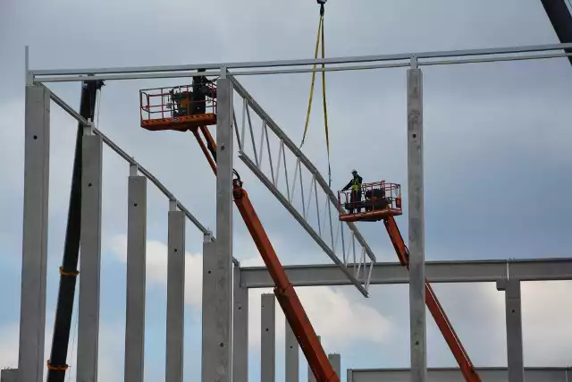 Produkty procesowe w nowo powstającym obiekcie będą transportowane do ponad 200 sklepów sieci TK Maxx, zlokalizowanych na terenie Polski, Niemiec, Holandii i Austrii.