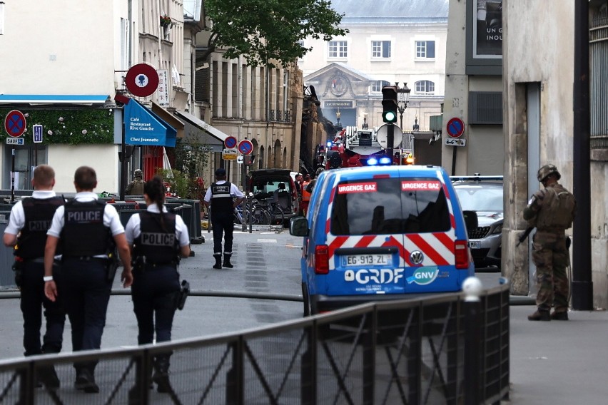 Tragiczny bilans eksplozji w Paryżu. 30 osób rannych, w tym siedem w stanie krytycznym. Dwie osoby zaginęły