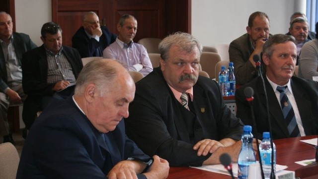 Od lewej Antoni Dolny, Zdzisław Grzeca i Paweł Dankowski. Dankowski pytał, dlaczego orliki zamykane są już o godz. 21 