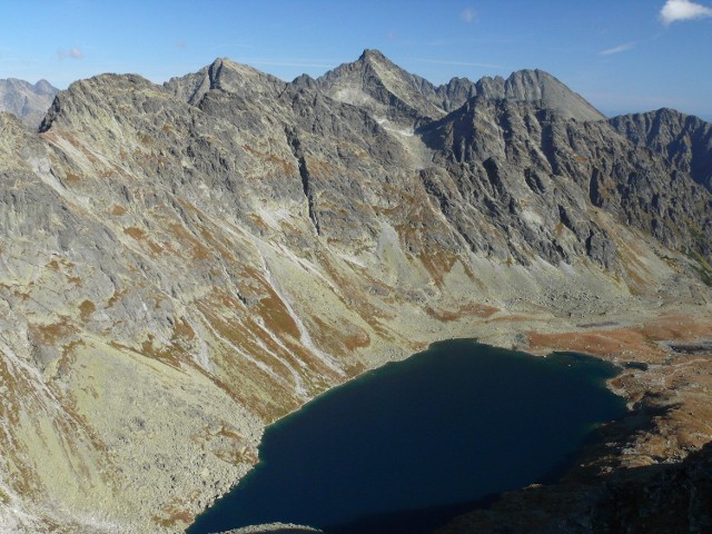 Widok w kierunku m. in. Mięguszowieckiej Przełęczy pod Chłopkiem, Rysów, Wysokiej.