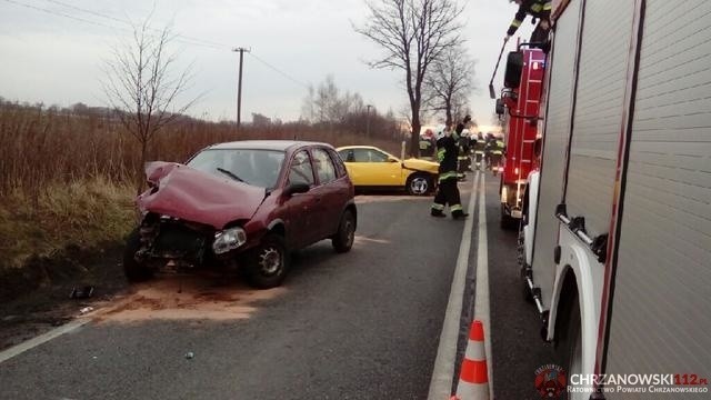 Wypadek w Kwaczale. Dwie osoby zostały ranne [ZDJĘCIA]