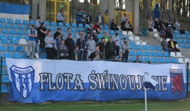 Kibice Floty Świnoujście mają powody do rozpaczy. Po sześciu sezonach ich klub opuszcza I ligę.