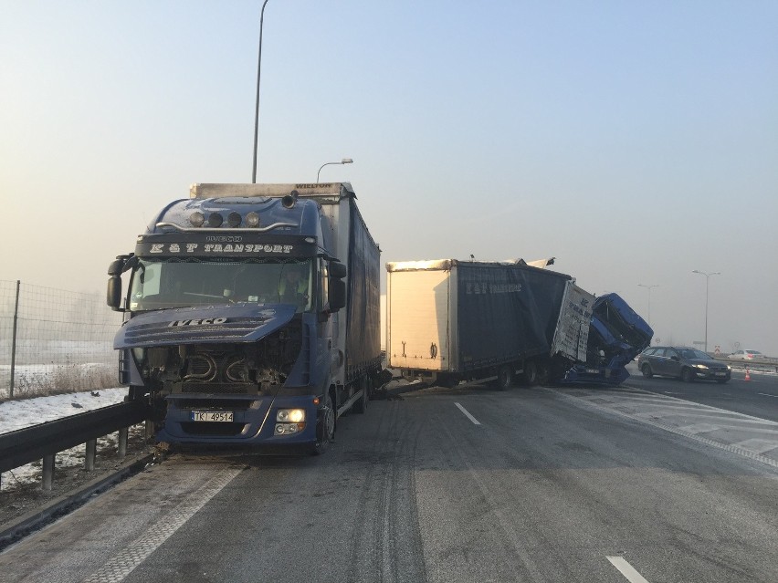 Zderzenie Tirów na autostradzie A4 w Gliwicach