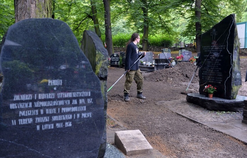 IPN zakończył pracę ekshumacyjne na Cmentarzu Garnizonowym w Gdańsku