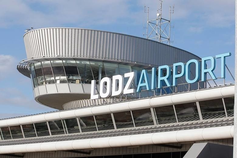 Od 1 lipca na łódzkie lotnisko powróciły samoloty Ryanair w...