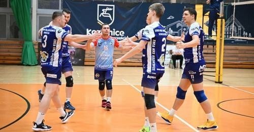 Siatkarze z Kozienic kończą sezon zasadniczy w 2. Lidze w...