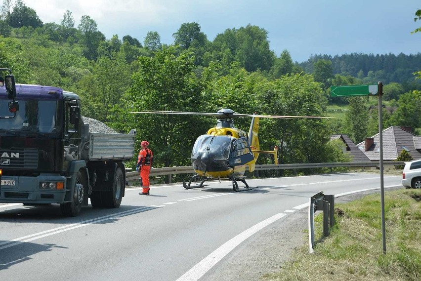 Tenczyn. Poważny wypadek na zakopiance. Tir zderzył się z...