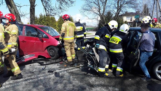 W Lipinach zderzyły się trzy samochody.