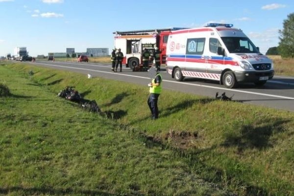 Policja wyjaśnia okoliczności wypadku.