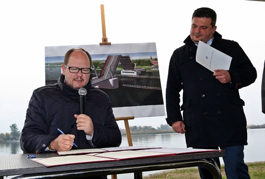 List intencyjny w sprawie budowy mostu w Sobieszewie podpisany. Kiedy ruszą prace? [ZDJĘCIA]