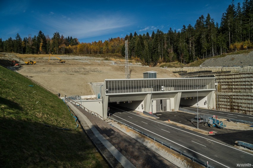 Tunel drogowy pod Luboniem Małym już jest gotowy. Czekam...