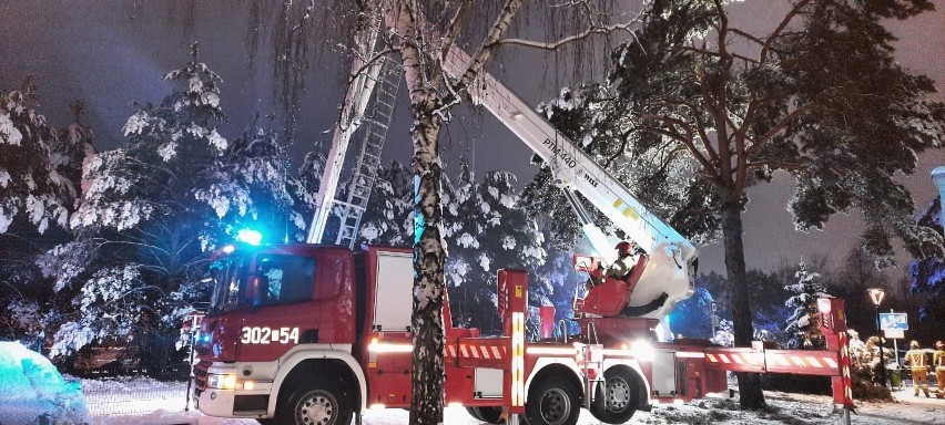W ciągu pierwszej doby po ataku zimy, strażacy z Bydgoszczy...