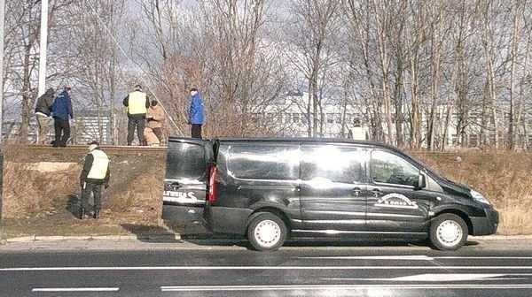 Tragedia! 22-latek rzucił się pod pociąg!