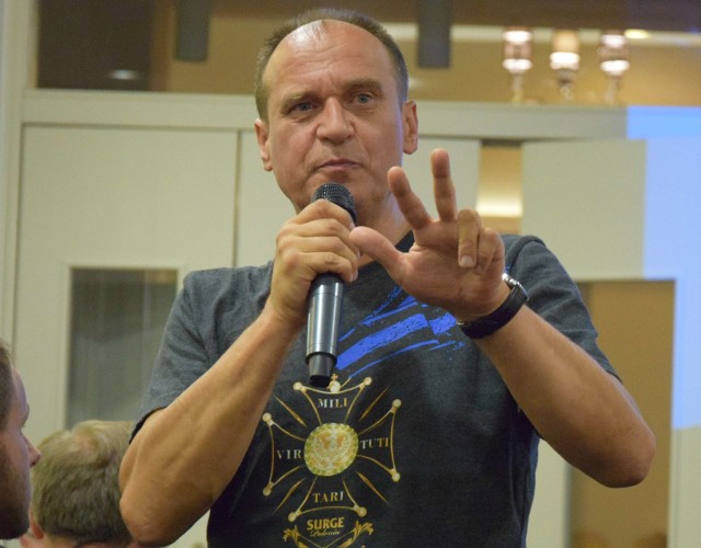 Paweł Kukiz podczas spotkania sympatyków Ruchu Kukiz'15 w Zwoleniu.