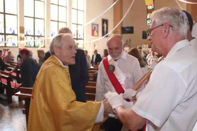 Ks. Andrzej Szkudlarek przyjął święcenia kapłańskie w 1973 roku.