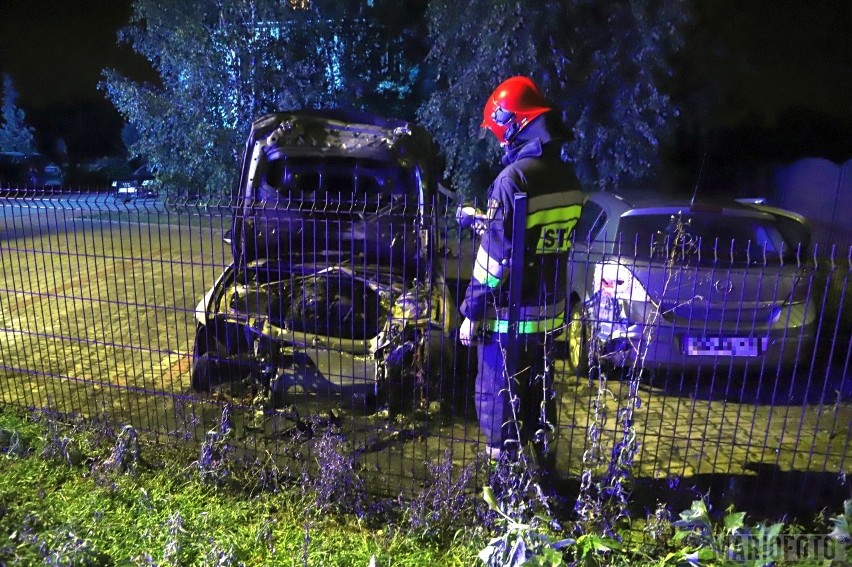 Pożar BMW w Opolu.