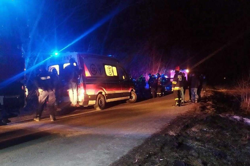 Tragedia na stawie w Zgodzie koło Jarosławia. Pod trzema chłopcami załamał się lód. Jeden z nich nie żyje