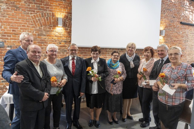 We wtorek, 14 listopada 2023r. w Zabrzu odbyły się obchody Ogólnopolskiego Dnia Seniora. W uroczystości wzięła udział prezydent miasta Małgorzata Mańka-Szulik.
