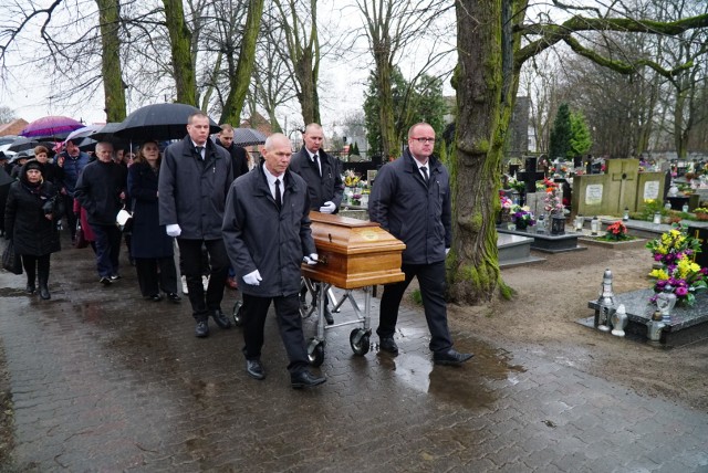 Śp. Marian Król, były wojewoda poznański oraz poseł na Sejm zmarł w wieku 84 lat. 23 marca odbył się pogrzeb zasłużonego Wielkopolanina.