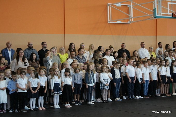 Inauguracja roku szkolnego w Łomży. 43 nauczycieli otrzymało...