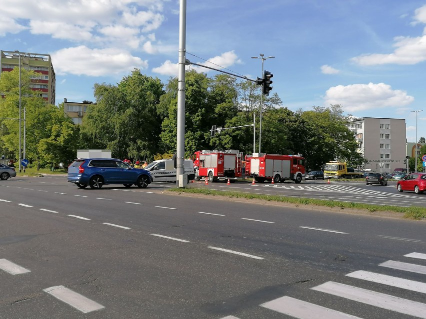 Wypadek w okolicach Domu Miłosierdzia w Koszalinie. Zderzyły się dwa pojazdy [ZDJĘCIA]