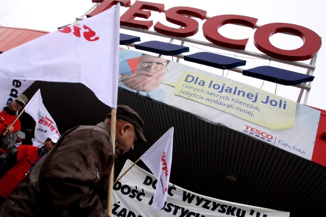 Protest przed Tesco