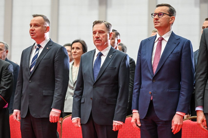 Zakopane. Prezydent Andrzej Duda i premier Mateusz Morawiecki na zjeździe "Solidarności" 