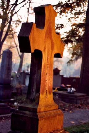 W Koszalinie dzielą miejscami pod handel przy cmentarzuDo handlu w rejonie cmentarza przygotowano łącznie 115 miejsc.