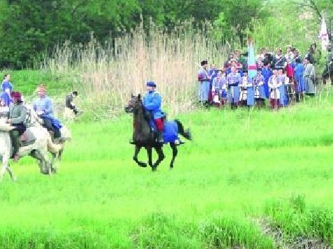 Długi weekend 2011. Tak wyglądała rekonstrukcja zdobycia Tykocina 2010. W tym roku będzie jeszcze ciekawiej, ziemia zadrży &#8211; zapowiadają organizatorzy.