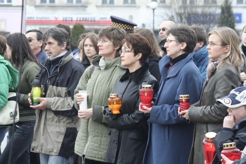 Pierwszy z lewej: Tadeusz Pogoda, burmistrz Świecia.