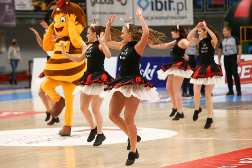 Zobacz cheerleaderki koszykarzy Startu Lublin w świątecznym wydaniu