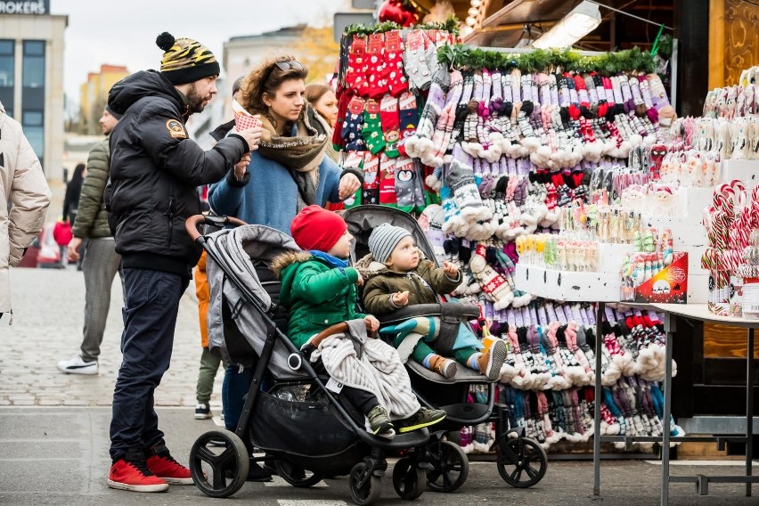 Miłośnicy słodkości będą mogli zasmakować w miodach pitnych,...