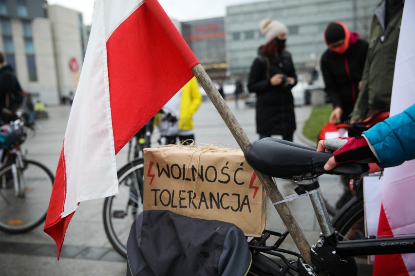Sobota, 5 grudnia w Krakowie: Rowerowy Strajk Kobiet