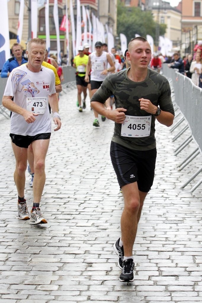 Maraton Wrocław - ZDJĘCIA - zawodnicy z numerami 401 - 600