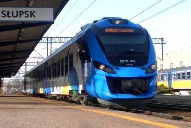 Zarząd Województwa Pomorskiego zatwierdził wyniki przetargu na obsługę linii kolejowej 202 z Gdyni do Słupska. Na mocy tego samego kontraktu SKM będzie również obsługiwało nitkę łączącą Słupsk z Ustką.