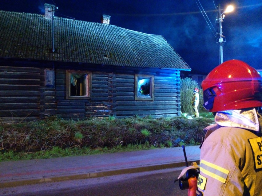 Tragiczny pożar w Wysokiej Głogowskiej. W budynku znaleziono ciało 70-letniego mężczyzny 