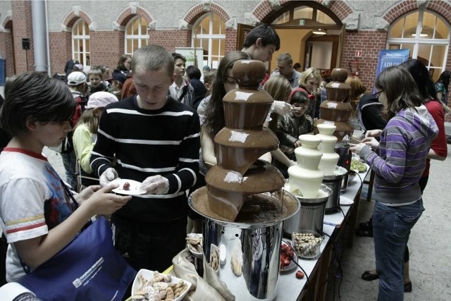 Festiwal Czekolady w Gdańsku organizowany jest regularnie. Podczas edycji odbywającej się w 2014 roku można było spróbować delicji, które jadał Herkules Poirot.