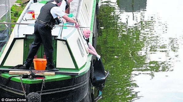 Ciało Marty znaleziono przy barce na Grand Canal w dzielnicy Londynu zwanej Little Venice (ang. Mała Wenecja). Zarzut zabójstwa postawiono jej partnerowi, 38-letniemu Tomaszowi K.