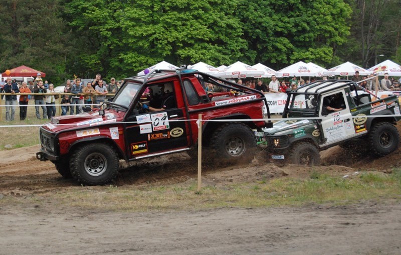 Rajd w Miastku od lat gromadzi śmietanke off-roadowej...