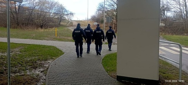 Młodzi policjanci będą patrolować ulice Koszalina przez najbliższe dwa tygodnie.