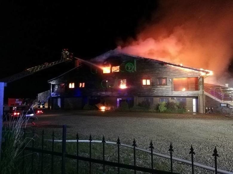 Pożar Tropical Club w Gołębiewie Średnim 15.05.2018 [Zdjęcia...