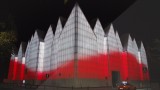 Iluminacja w hołdzie "Solidarności" w Szczecinie. W 40. rocznicę Porozumień Sierpniowych 