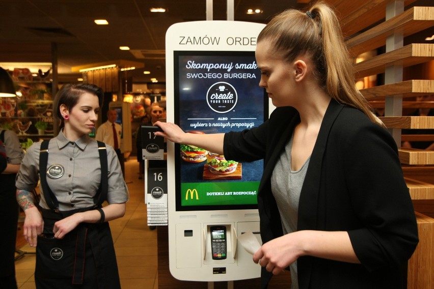 W Mc'Donalds przy Bardzkiej można teraz samodzielnie...