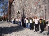 Flash-mob w Inowrocławiu. Stworzyli kordon...