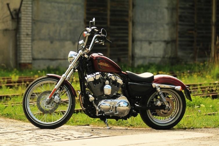 Test Harley-Davidson Seventy-Two - zdjęcia